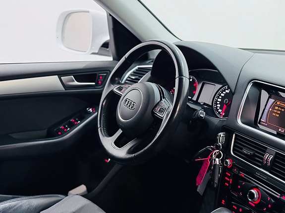 Audi Q5 4 of 5