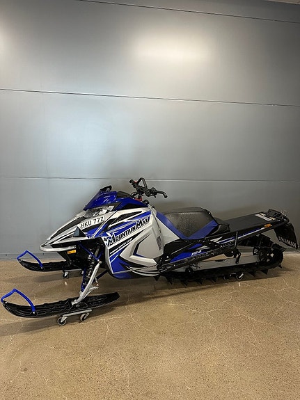 Yamaha Mountain Max 800 154"