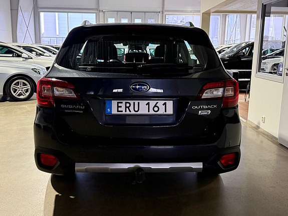 Subaru Outback 8 of 22