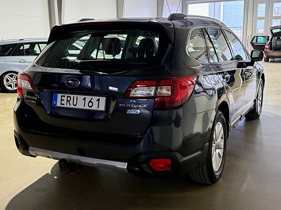 Subaru Outback 9 of 22