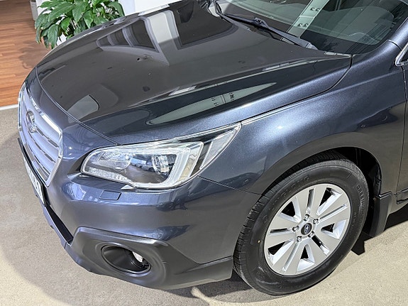 Subaru Outback 3 of 5