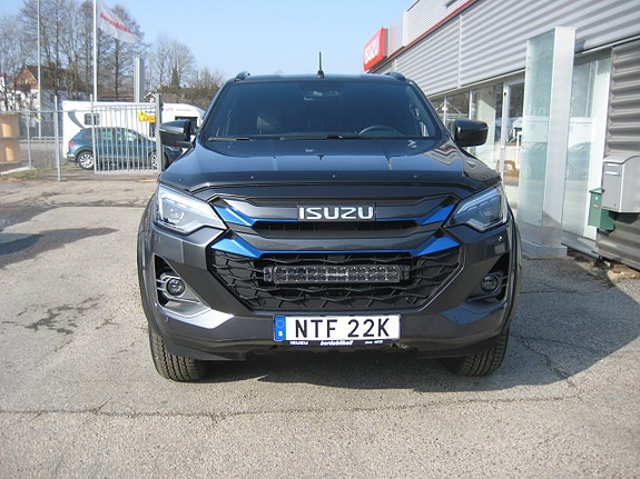 Isuzu D-max 2 of 5