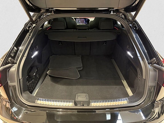 Audi A6 12 of 16