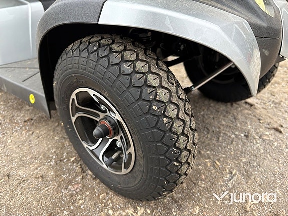 Product image 12 of 19