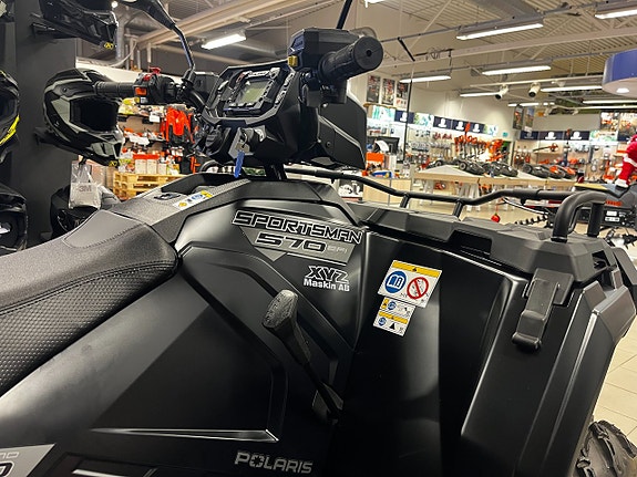 Polaris Sportsman 570 EPS Black Edition 4 of 6