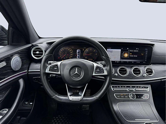 Mercedes-Benz E220 d 10 of 21