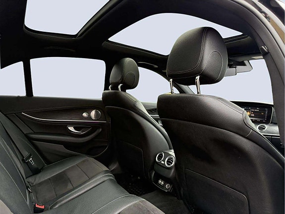 Mercedes-Benz E220 d 17 of 21