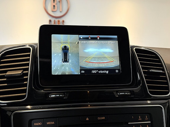 Mercedes-Benz GLE350 d 16 of 18