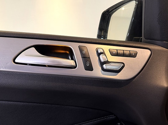 Mercedes-Benz GLE350 d 10 of 18