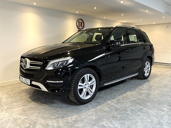 Mercedes-Benz GLE350 d 2 of 5