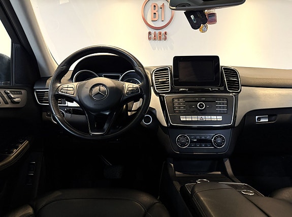 Mercedes-Benz GLE350 d 13 of 18