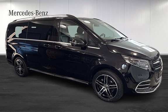 Mercedes-Benz V300 d 2 of 5