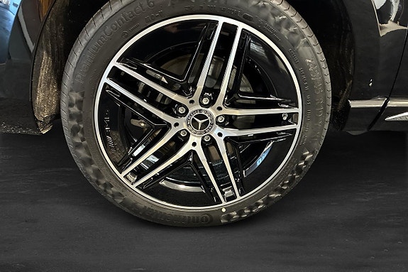 Mercedes-Benz V300 d 5 of 5