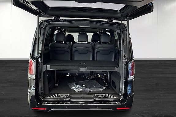 Mercedes-Benz V300 d 12 of 12