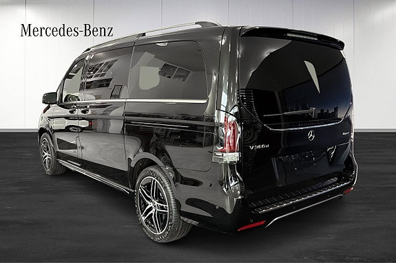 Mercedes-Benz V300 d 3 of 5