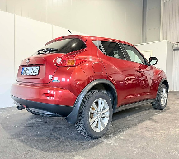 Nissan Juke 2 of 5