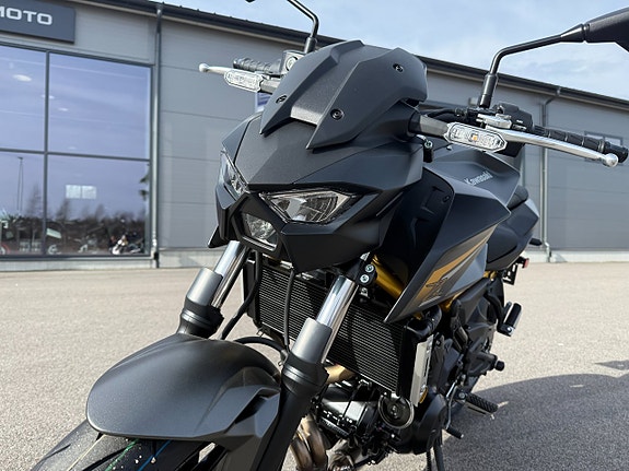 Kawasaki Z650S - Köp Online 9 of 10
