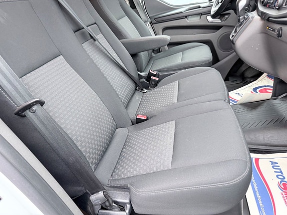 Ford Transit 7 of 11