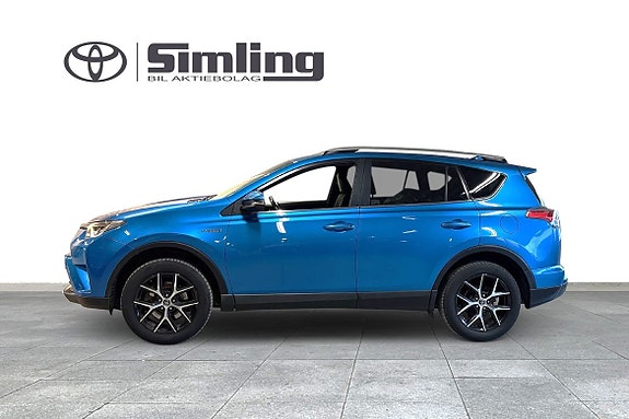 Toyota RAV4 4 of 5