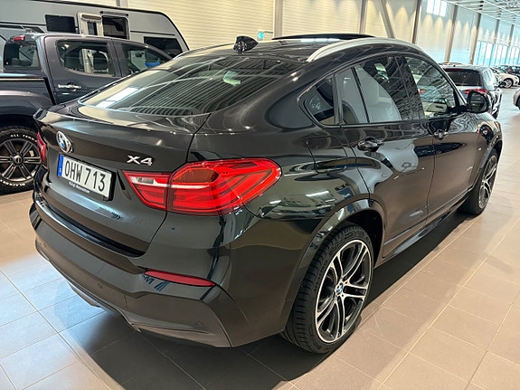 BMW X4 8 of 23