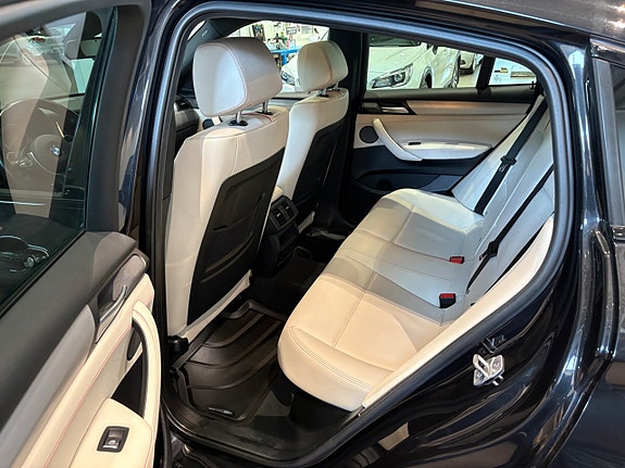 BMW X4 12 of 23