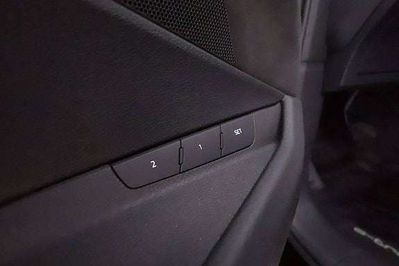 Audi e-tron 16 of 26