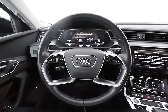Audi e-tron 17 of 26