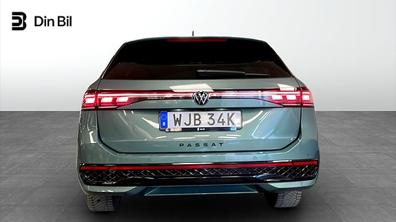 Volkswagen Passat 5 of 5