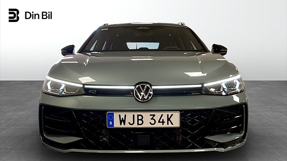 Volkswagen Passat 4 of 5