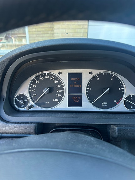 Mercedes-Benz B200 7 of 7