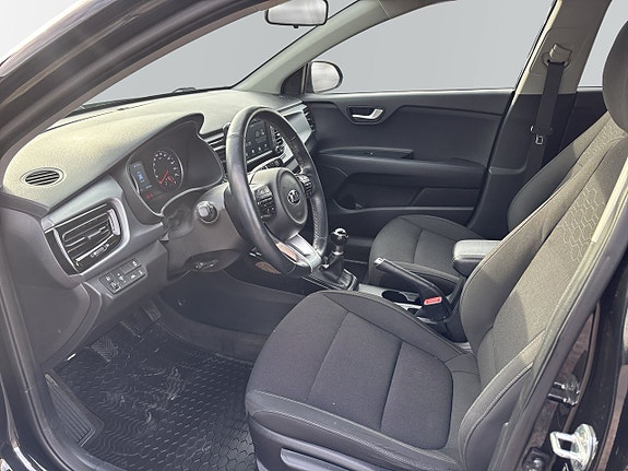 Kia Rio 5 of 5