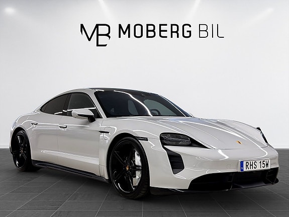 Porsche Taycan Turbo 4 of 24