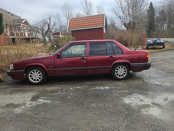 Volvo 940 2 of 11