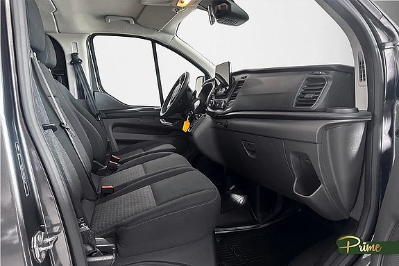 Ford Transit Custom 3 of 5