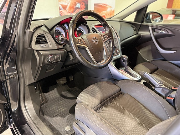 Opel Astra 11 of 19