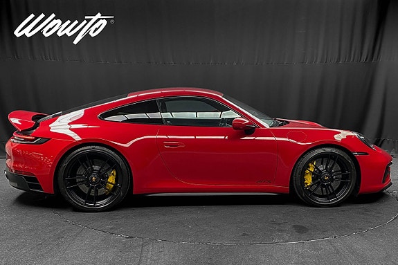 Porsche 911 3 of 5
