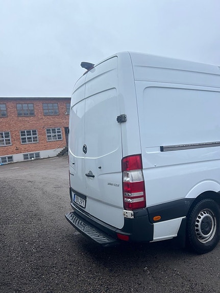 Mercedes-Benz Sprinter 316 4 of 5