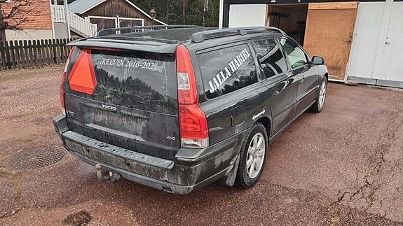 Volvo V70 7 of 10