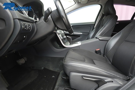 Volvo S60 5 of 5