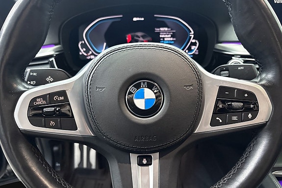 BMW 530e 10 of 17