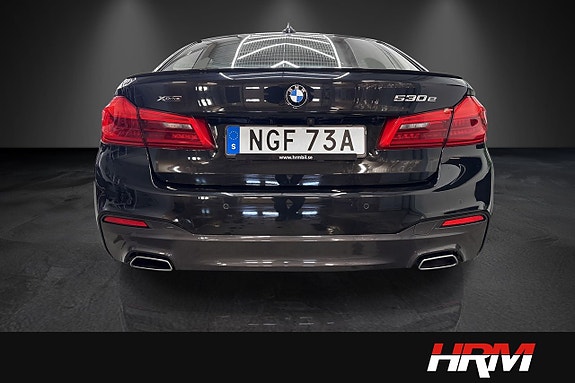 BMW 530e 4 of 17