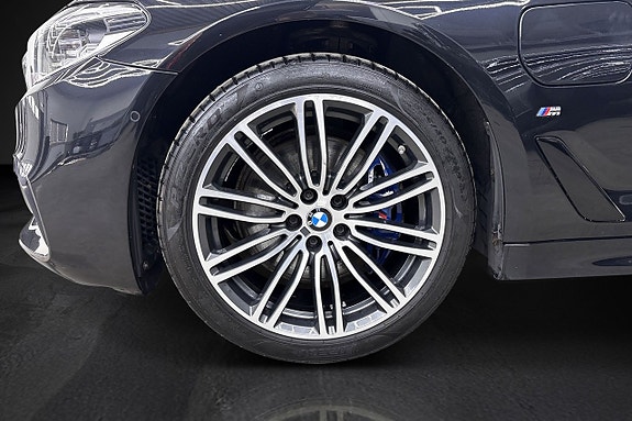 BMW 530e 6 of 17