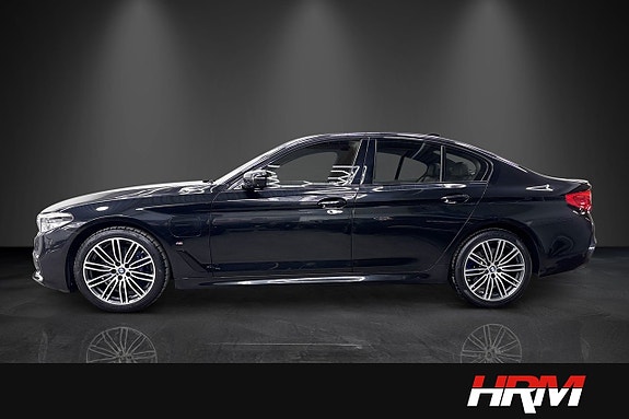 BMW 530e 2 of 17