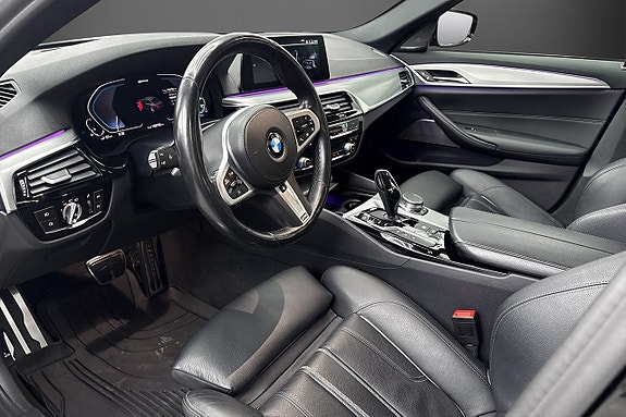 BMW 530e 8 of 17