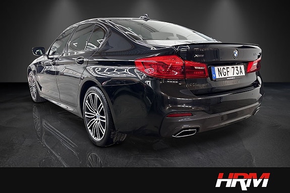 BMW 530e 3 of 17