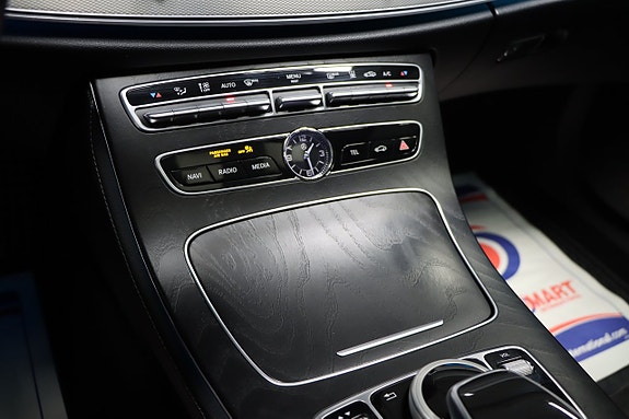 Mercedes-Benz E220 d 17 of 26