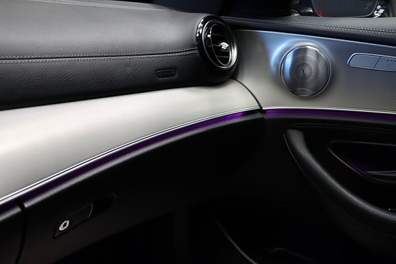 Mercedes-Benz E220 d 23 of 26