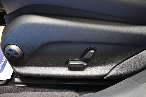 Mercedes-Benz E220 d 13 of 26