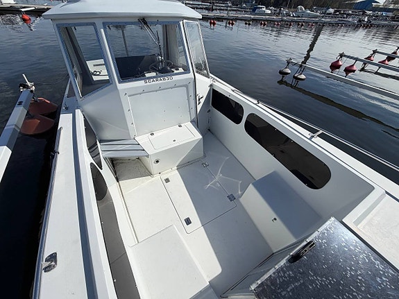 Scarab 30 Cabin, Mercruiser 496 HO 415 hk -04 Bog Trailer 4 of 9