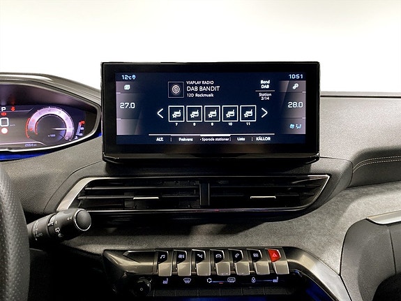 Peugeot 5008 12 of 18